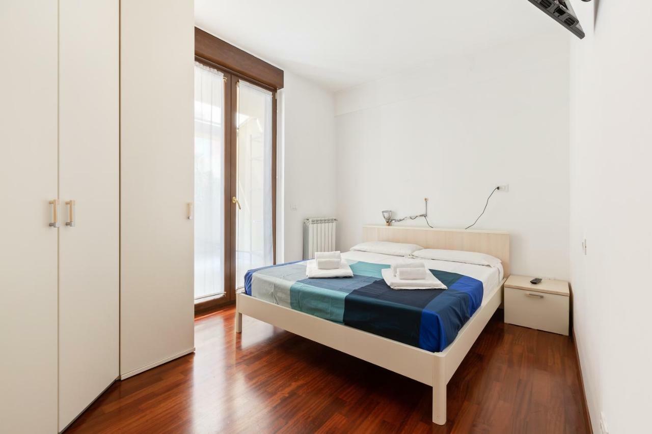 Appartement Corsica Huge Terrace Flats à Milan Extérieur photo